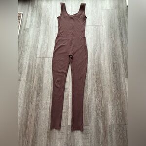 Sleeveless Ribbed Jumpsuit in Deep Brown fashion nova size L